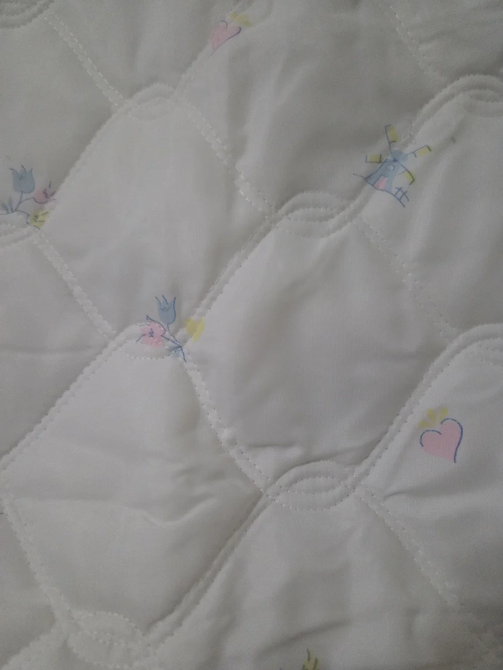 Vintage Dutch Boy Girl Quilted Baby Blanket Yellow Ruffle Trim 37x46